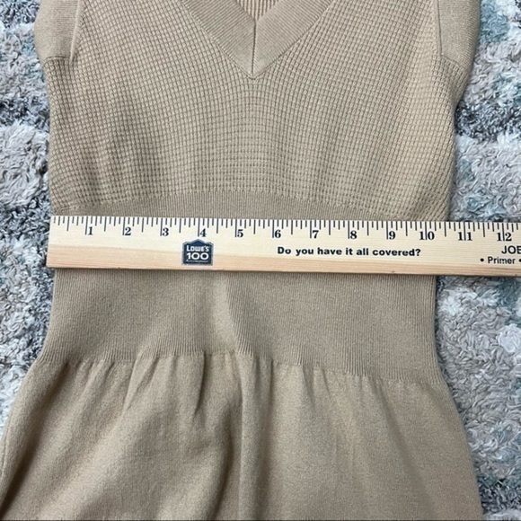 ATM womens beige stretch sleeveless V neck sweater dress size small - Picture 8 of 12